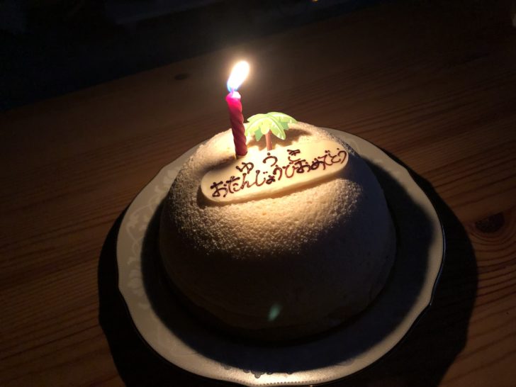 誕生日ケーキ